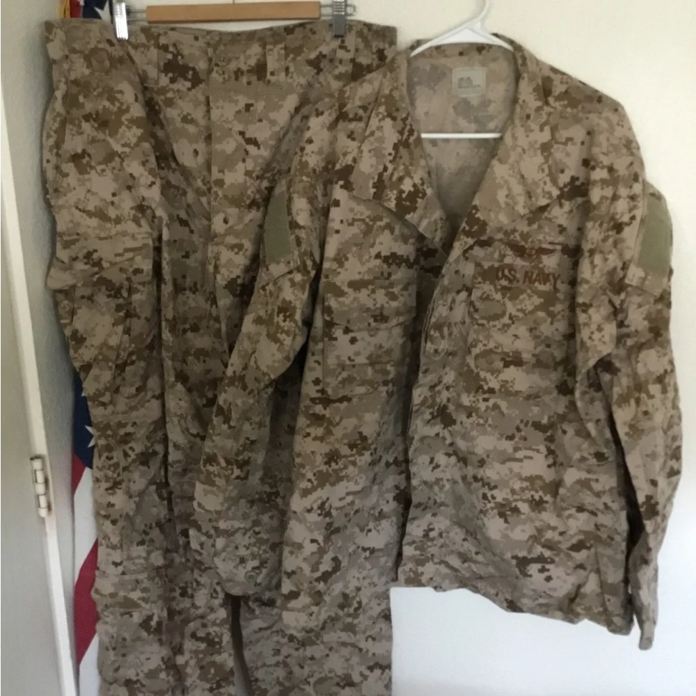 US Navy Digital Desert Camo Utility Jacket and Pants nwu type ii size XL L